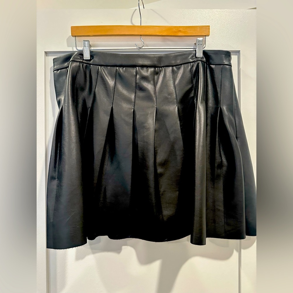 Eloquii Faux Leather Pleated Miniskirt